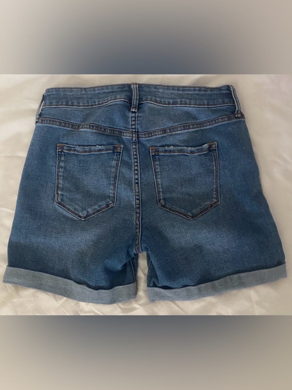 Old Navy Blue Button-Fly Rolled Hem Denim Shorts - Picture 2 of 5